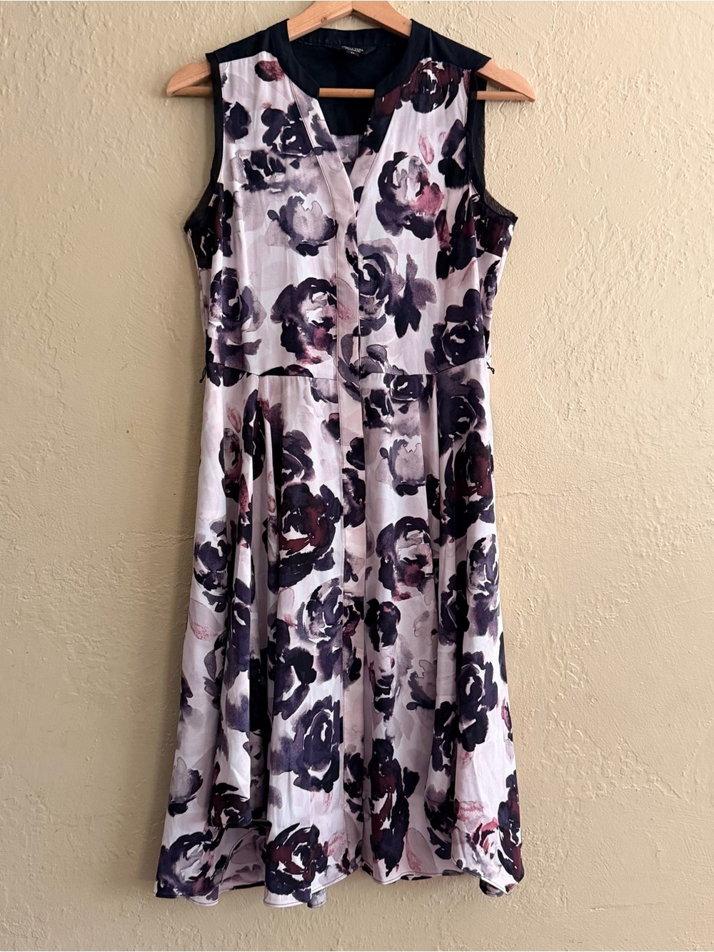 Sleeveless Floral Midi Dress in Purple and Black